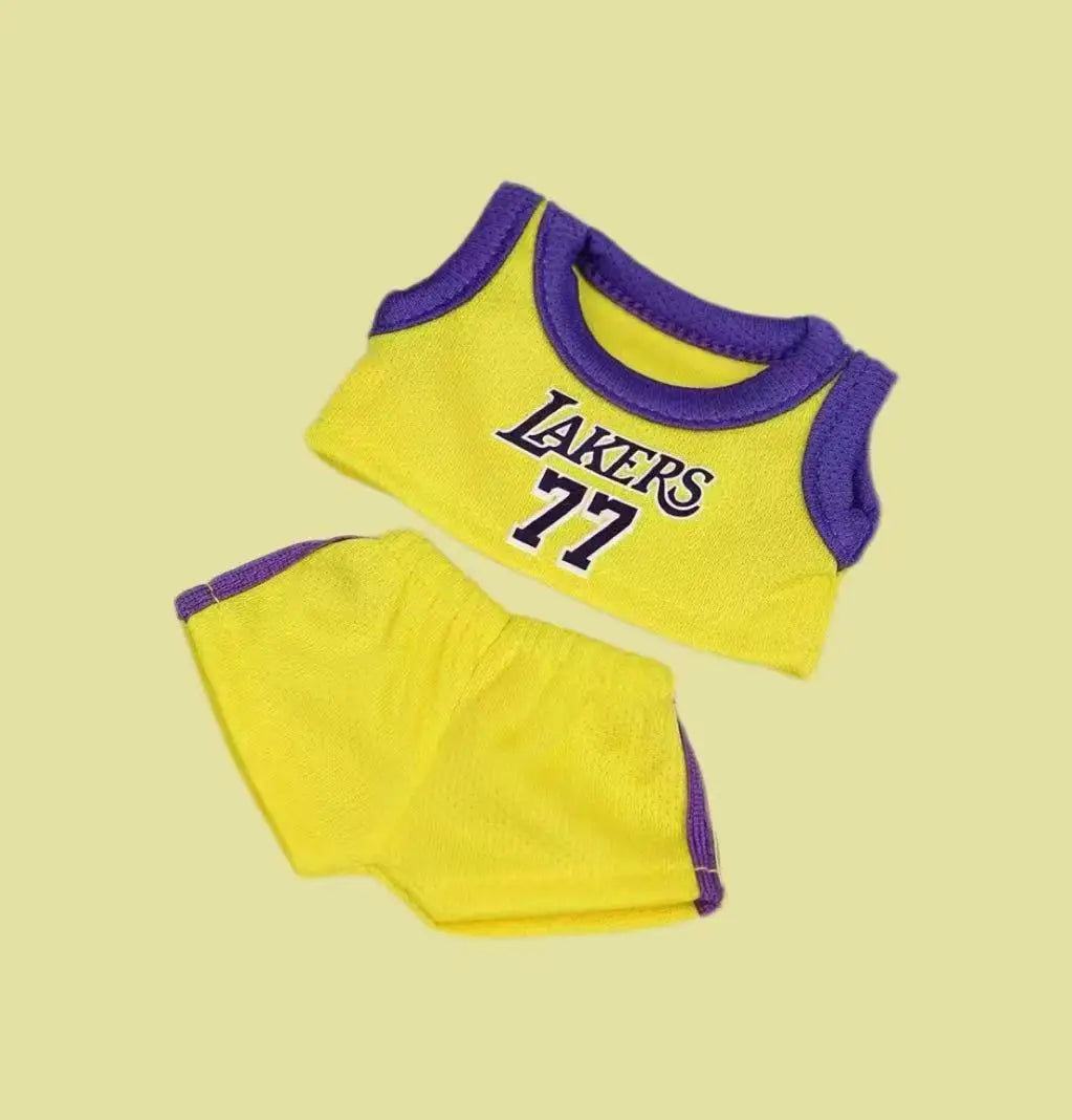 MiniHoop Squad – Basketball Outfits for Labubu